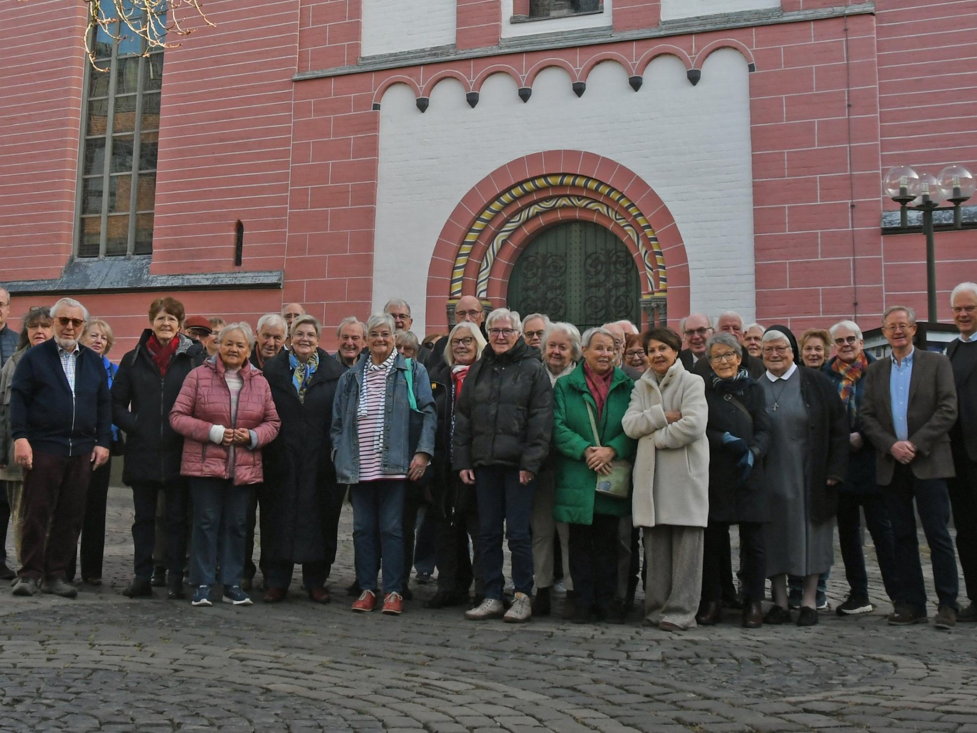 2025 11 Kirchenwächter